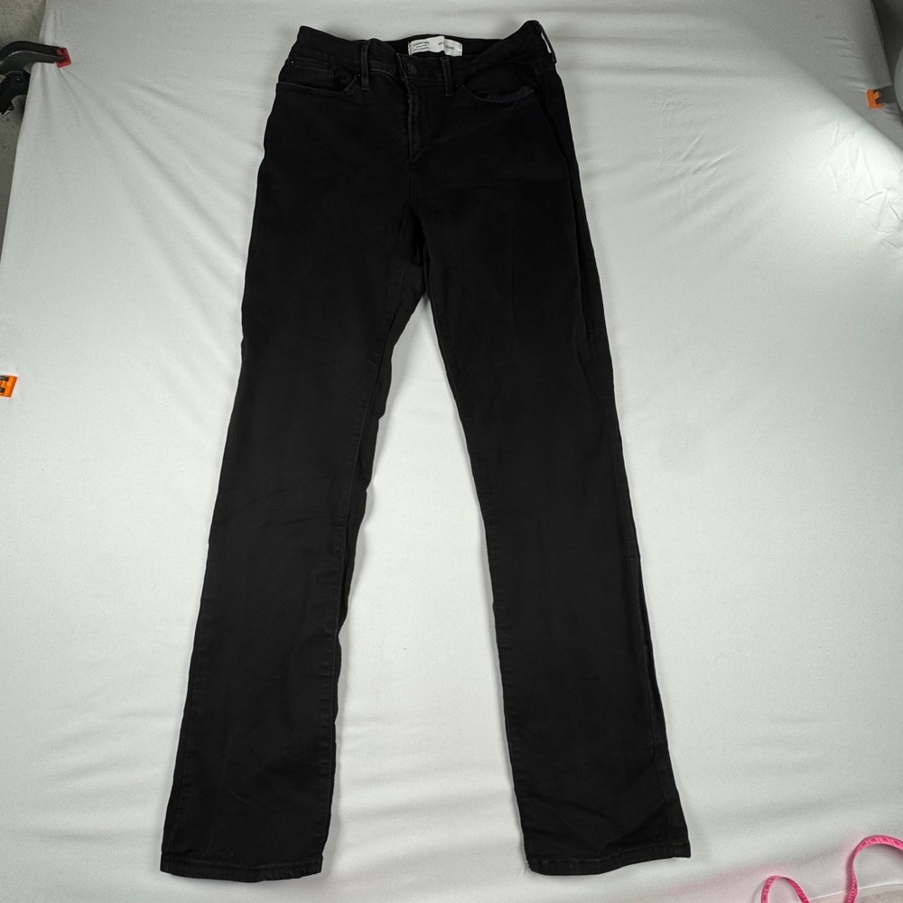 Signature by Levi Strauss Womens Mid Rise Straight Jeans Black 10M W30 L32